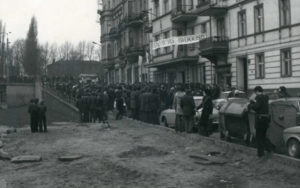 Bydgoszcz - Protesting people in '80 - Foto Jarosław Adkowski